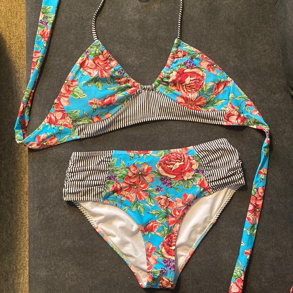 Cupshe bikini